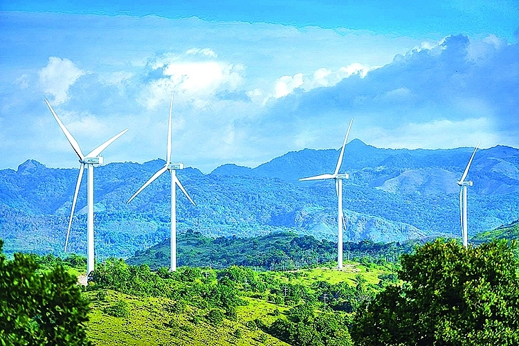 Phát triển năng lượng sạch: Xu thế và thách thức