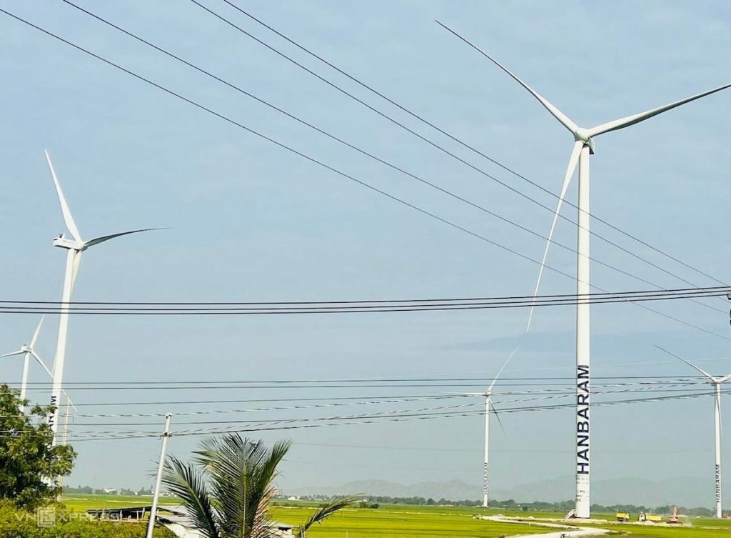 Một dự án điện gió ở Ninh Thuận không kịp vận hành thương mại trước ngày 1/11/2021.