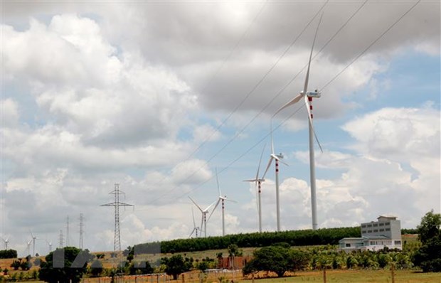 Chính phủ chỉ đạo cân đối giảm quy mô điện khí, tăng nguồn điện gió