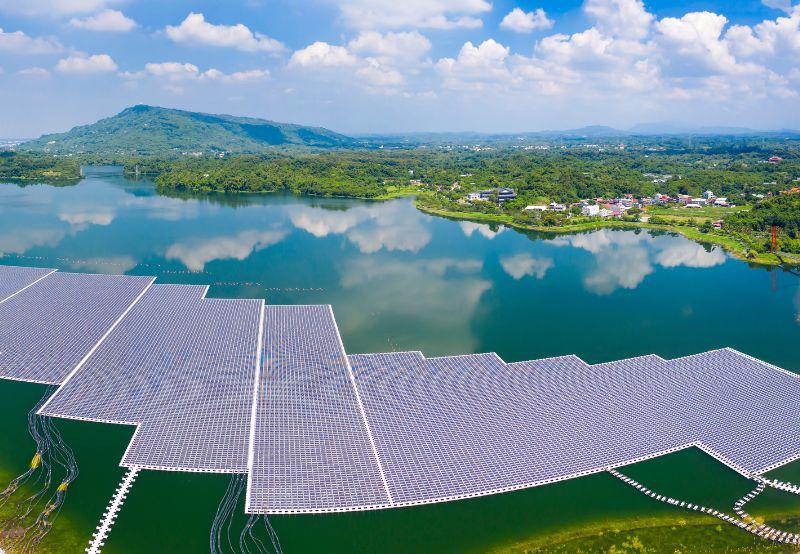 Công nghệ điện mặt trời nổi - nguồn năng lượng tái tạo phổ biến của châu Á trong tương lai?
